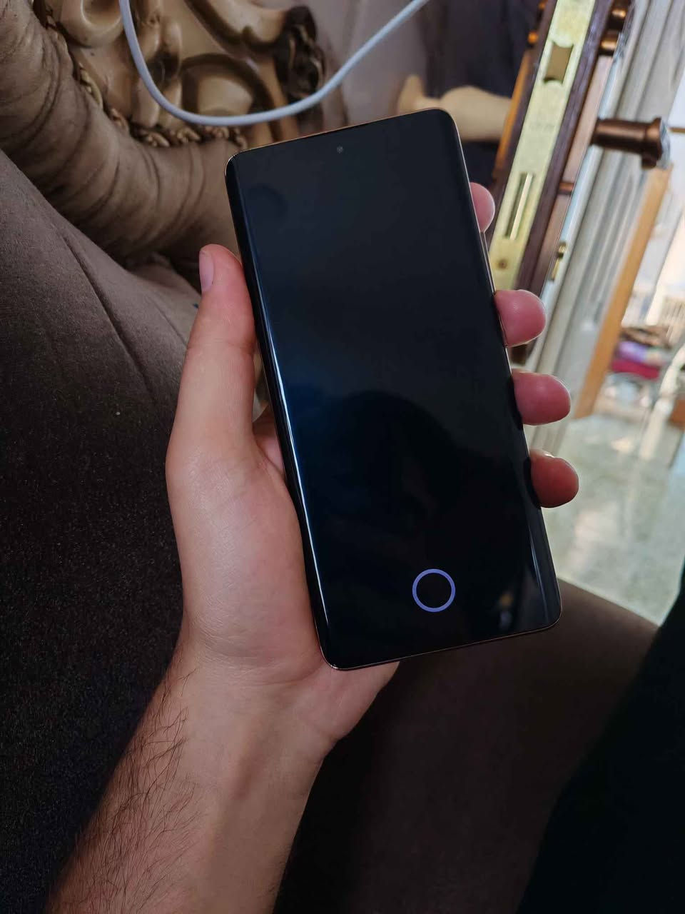 📢 للبيع: Realme 11 Pro+ 5G
​​🔹 المواصفات الرئيسية للهاتف:
​الذاكرة : 512 جيجا مع 24 جيجا رام (أداء صاروخي بدون أي تعليق).
​الكاميرا الأسطورية: كاميرا خلفية رئيسية بدقة 200 ميجابكسل مع مثبت بصري (OIS)  
​الشاشة: شاشة Amoled منحنية (Curved) بتردد 120
 بطارية 5000 مللي أمبير تدعم الشحن الخارق بقوة 100 واط 
​المعالج: Dimensity 7050 5G، 
​التصميم: ظهر فاخر من الجلد النباتي  
السعر :280 
العنوان بغداد الزعفرانيه هاتف 
*********** بغداد, العراق
