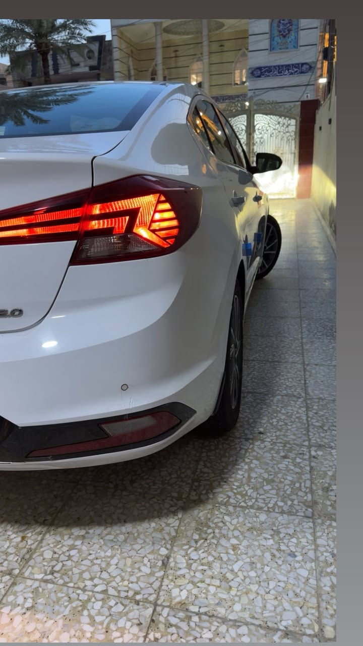 سلام عليكم النترا موديل 20 خليجي سياره فول مواصفات كفاله من صبغ عده دوس وبيه بادات زغار سياره جديده لوك بصمات 2بسمي تحويل ثاني يوم هزه جديده معروضه 153 وبيه مجال قليل /***********
