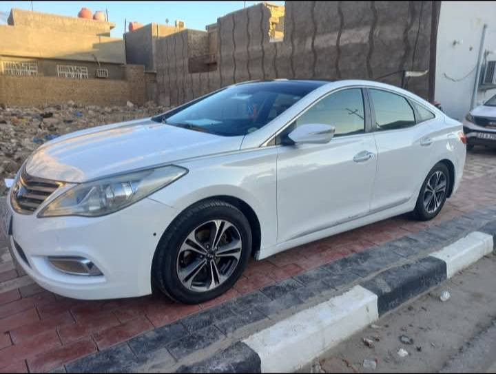 السلام عليكم ورحمة الله وبركاته
هونداي ازيرا  خليجي موديل   2012 .  بيع  او  مراوس 
 مكينه 6 سلندر كير ومكينه مكفولات 
ضررها اربع قطع بدون  ضربه ولا داخل شخط ع طول الصفحه  ومصبوغ 
موصفاتها
بصمه ابواب وتشغيل بصمة جنطة بانوراما طكتين 
كشنات جلدداخل جلد ملكي تدفئه  كشنات
قطعتين تبريد تحكم كشنات منفصل 
تحكم كشنات كهربائي 
اشاير بل مري. وبعد بيها هواي مواصفات اتصل وبيك خير وتدلل
مكان سياره كربلاء طوريج
السعر110 وبيها مجال  /   *********** كربلاء, العراق
