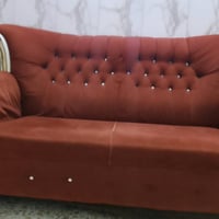السعر 150 والعنوان العبيدي حي السفير  رقم الهاتف 07712357551