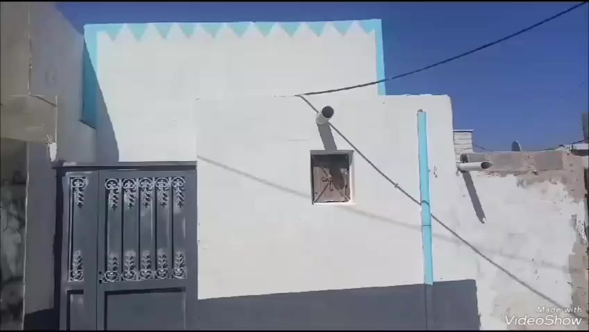 دار للبيع مستعجل مساحه 75م شارع المعمل يم صورت الوائلي السعر 12وبي مجلل للشراي الاستفلر على الرقم ***********
