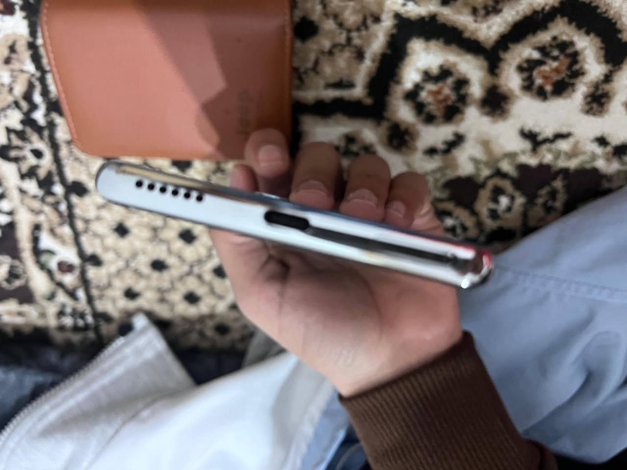 السلام عليكم. جهاز. تكنو كامون 40 برو فايف. جي. ذاكره 256.رام 24.جهاز نضيف حيل مابي ولا شخط. بوبجي 90فريم..فقط... ادگمه رايحه. مراوس إيفون 13برو ماكس. معه فرق. أو إيفون 12.برو ماكس نضيف.


**إذا كنت صاحب هذا الإعلان وتريد حذفه لأي سبب، رجاءا أرسل رسالة إلى الدعم الفني**