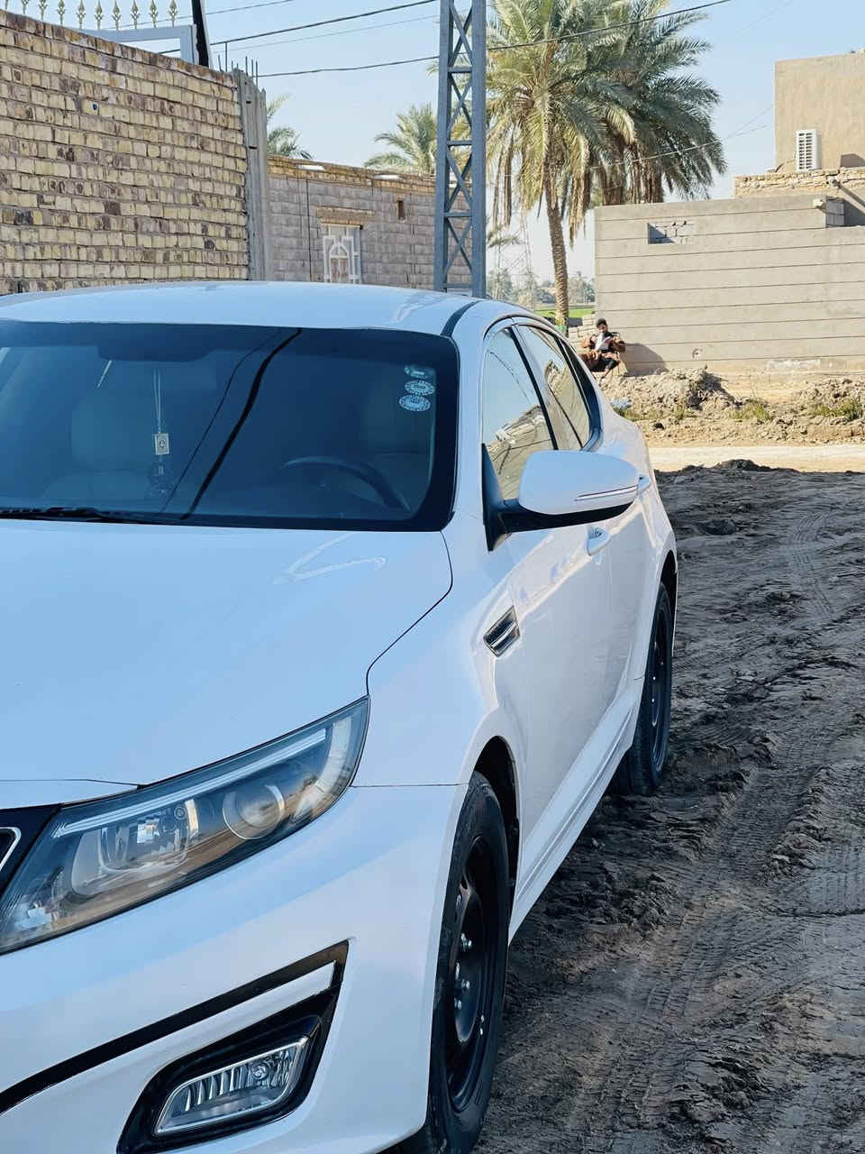 السلام عليكم اوبتيما ٢٠١٤ للبيع سياره مصبوغه عام سياره جديده كلش كير مكينه تبريد حداديه كفاله حدايده ستوني مسويهه امام وخلفي تخم تاير جديد لايت عالي وناصي زنون شاشه كامره تبريد قطعتين سياره جديده كلش بسمي مداور ثاني يوم السعر ١١٨ مكاني نجف لاستفسار ***********
