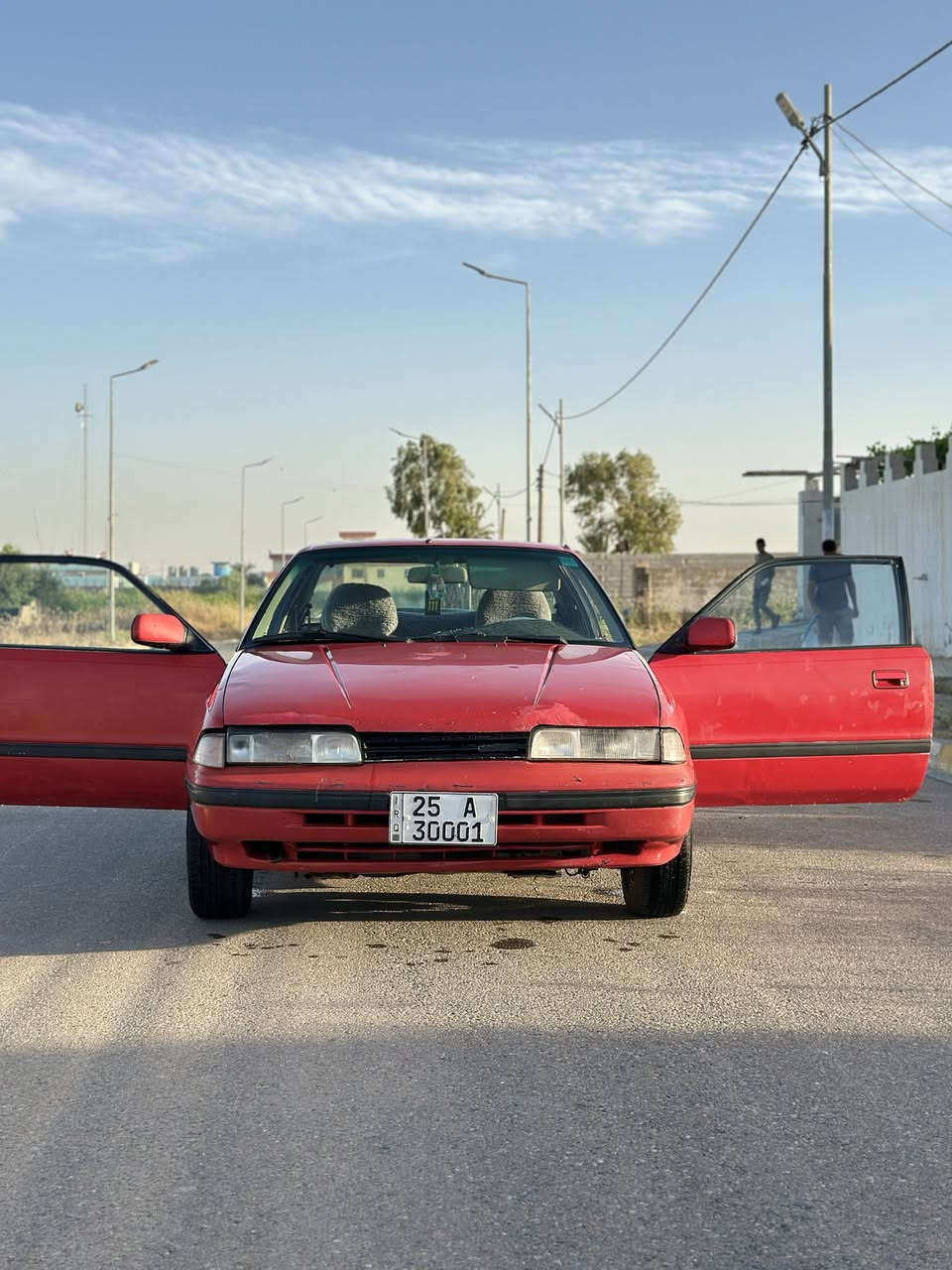 مازده 626 موديل 1988 تك باب بدون ضربه بدون خياس بيه مكانات صبغ كير ومكينه ومشط ستيرن وباور ستيرن صدر تايرات كهربائيات كله شغاله كل جدد مال گصه أوربي 8 بخ ٥برغي مرغوب سنويه لل 30 بسمي شرط التحويل والوكالة رقم مميز
عنوان كركوك *********** وتساب وخاص مفتوح
السعر ٤٠ وبيه مجال للطيبين
السوگ كلشي بي
