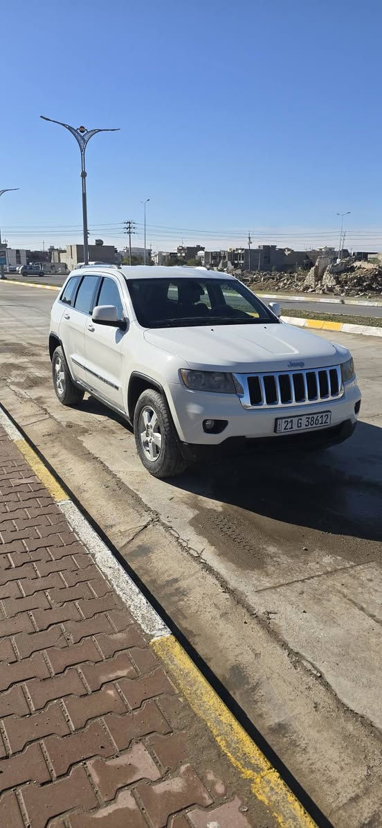 جيب  لاريدو 2011 كليين  

 سياره بلاديه وضع شركه
جديده بمعنئ الكلمة كارتون مال جناي شرط الفحص والسونار وين مايعجبك افحص
بيه فقط بارد موضح بلصوره
رقم سليمانيه [ جديد وهزه و براد جديده بسمي. شرط تحويل
حجم المحرك: 3600
 ، 6 سلندر
 كير  برغي مامفتوح وضع شركه  شرط الفحص
مكينه مبدل بلادي 
مقاعد جلد
ماشيه 173كيلو متر حقيقي شرط 
تحكمات استيرن

كشن سائق كهرباء 
شاشه 
بصمه تشغيل 
صدر مابيه عيب
 بلكات + ادامه منضومه البانزين كله جديد 
السياره جديده بمعنئ الكلمه ،مال جناي
السونار مرفق 
اخوان كلشي موجود بالسوك 
والي ما يريد يشتري لا يعلق بارك الله فيكم 
السعر/163 مجال بسيط جداً 

رقم ***********
