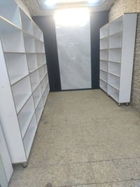 ٦ فاترينات • ام دي اف درجة أولى • ارتفاع ٢٢٠