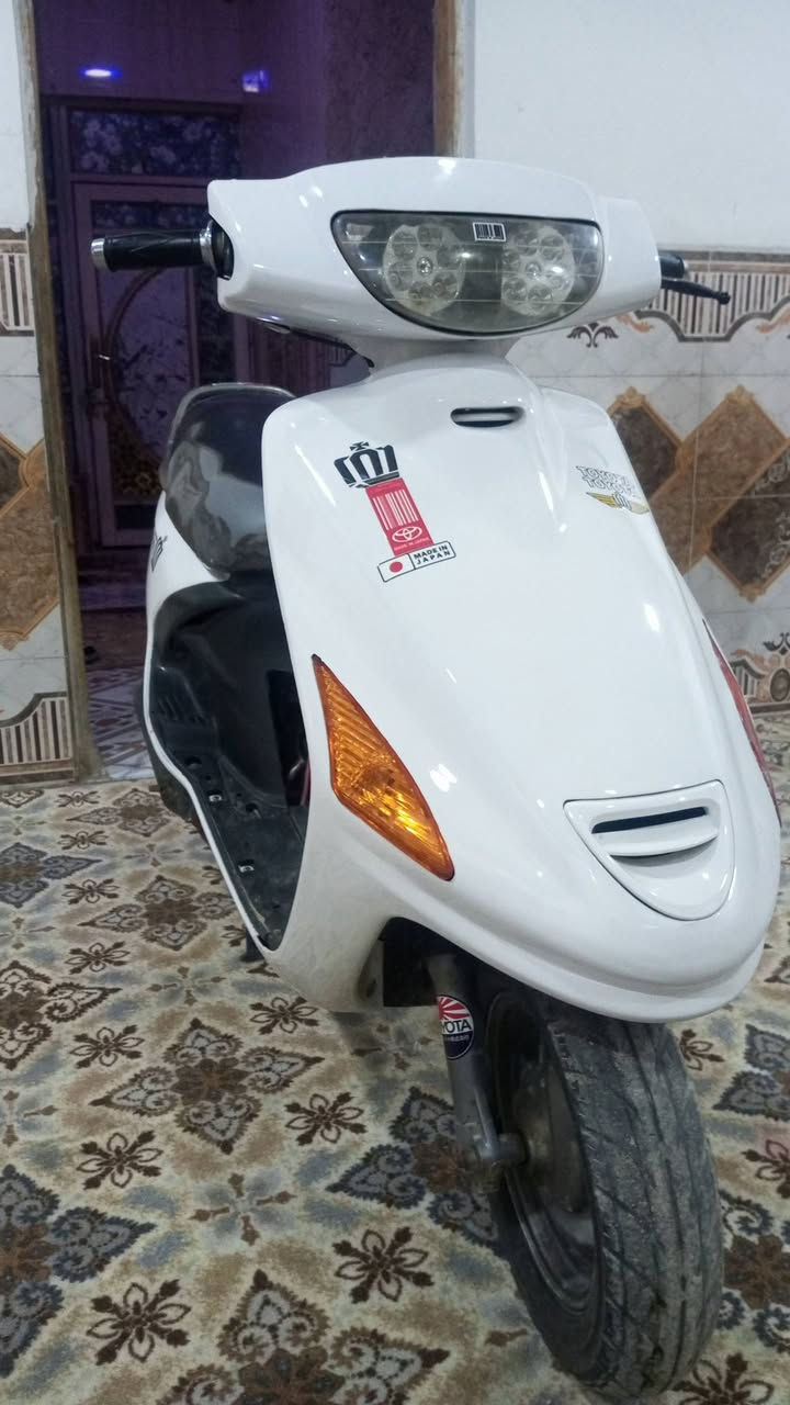 للبيع فراشه نكره سلف كهربائيات شغاله محرك نهضه ونعومه فول نجف حي العسكري كبل ***********سعر ٤٠٠ بيه مجال
