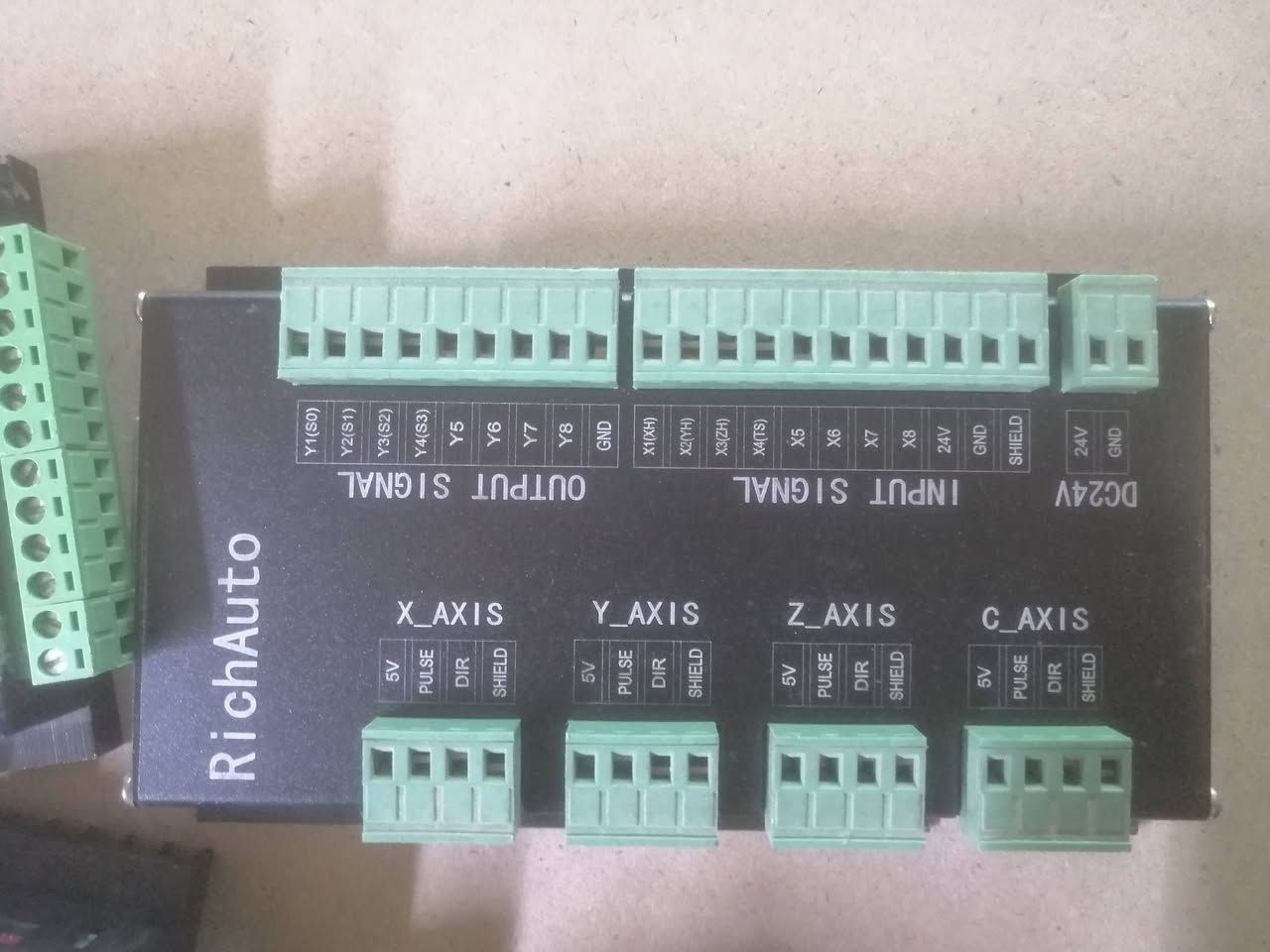 متحكم A11 و عدد 3 درايفرات TB6600 كلهن شلعه سعر 200 الف ويه التوصيل


**إذا كنت صاحب هذا الإعلان وتريد حذفه لأي سبب، رجاءا أرسل رسالة إلى الدعم الفني**