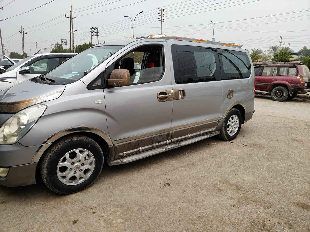 سلام عليكم سياره للبيع ستاركس مديل 2015مكينه مجول بيه قطعتين صبغ  وبارد شبر الباقيه كفاله رقم الماني تحويل ثاني يوم
مكينه كير كفاله السعر 205
المكان البصره قضاء الدير
اتصال فقط ***********
