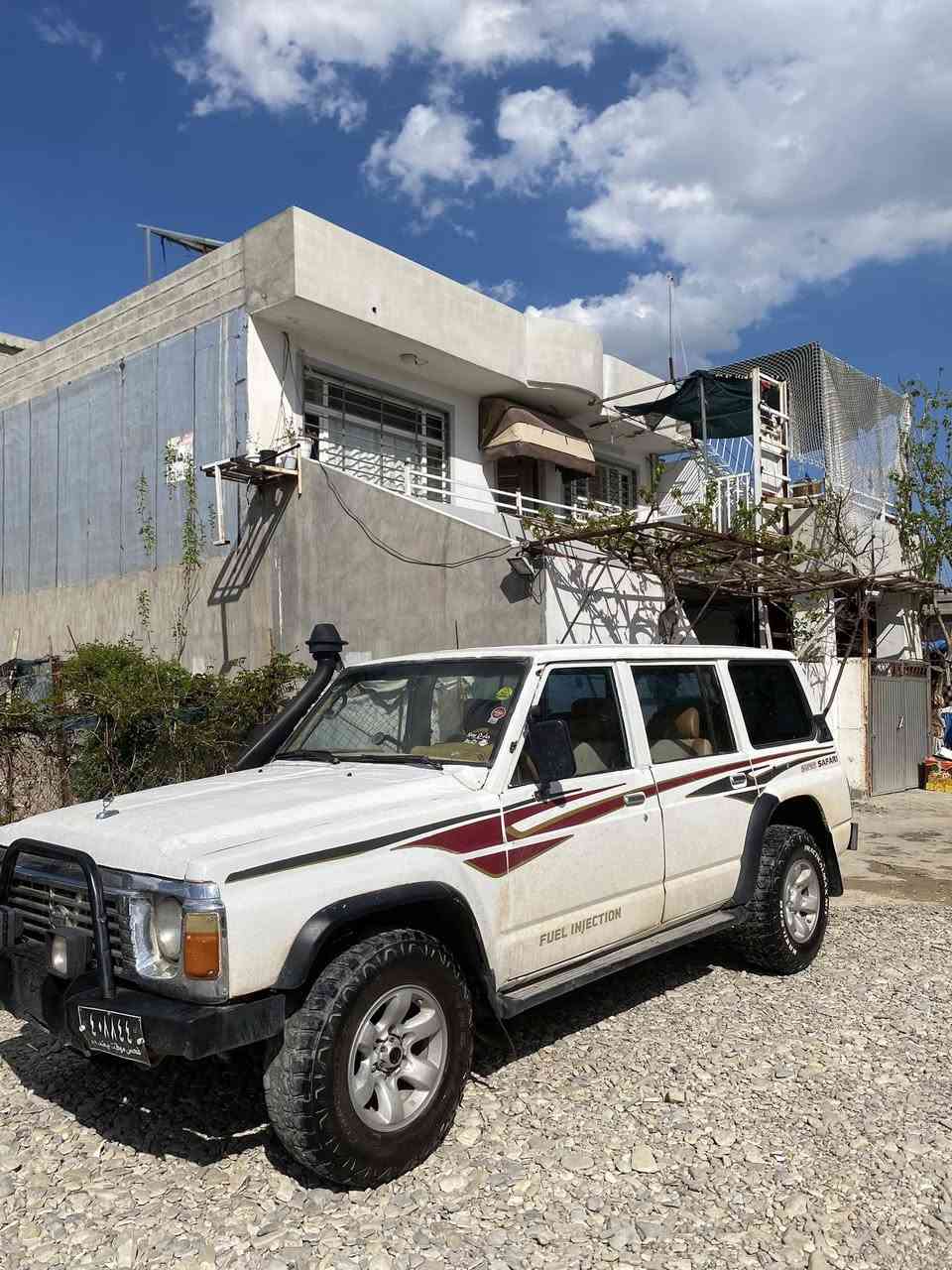 نیسان پاتڕۆڵ مۆدێل١٩٩٠ ئاڕمی پلاستیکی سلێمانی  خاز و بنزین  بۆ زانیاری زیاترپەیوەندی بەم ژ.م ***********
***********
ڕێزو سڵاومان بۆ ئەدمین
