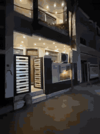 السلام عليكم  دار للبيع في منطقت لشعب  قرب محطه سمابغداد  مساحه “٥٧/واجه ٨٠ونص  يحتوي عله صاله ومطبخ وحمام ومنور  /الطابق الثاني غرفه نوم  وسط وغرفه نوم كبيره  لطابق لثالث منور وصطحين سعره  ١٠٥سند ٢٥
0777 144 4843
