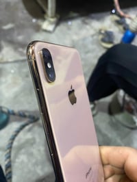 إكس إس ماكس • ذاكرة ٢٥٦ • بطارية ١٠٠