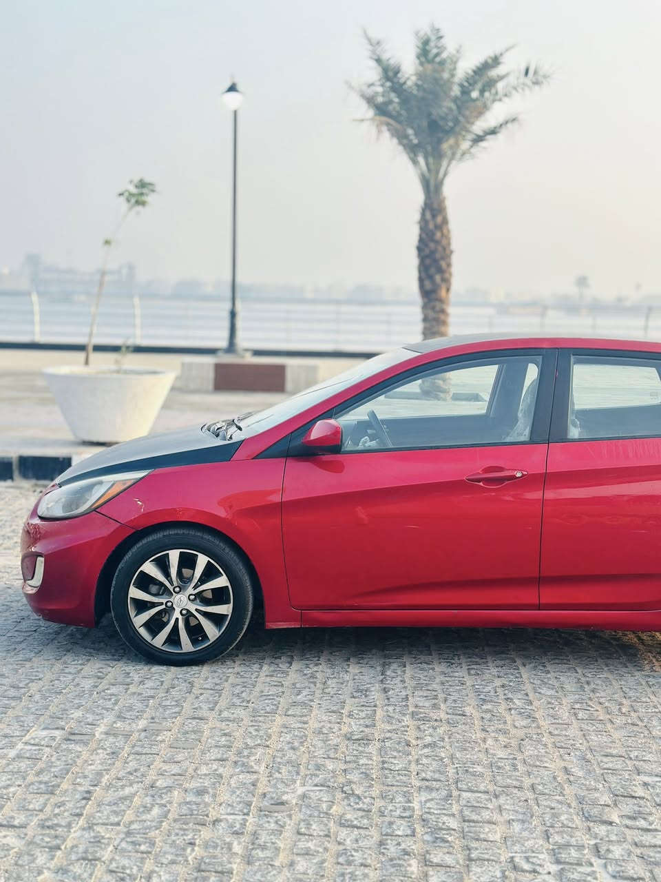 السلام عليكم 
اكسنت هاشباك 2015
السيارة جاهزة ونضيفة كير محرك حدادية
تبريد وتدفئة بالكشنات
سيارة مابيهة نقص 
مكاني البصرة
***********
السعر 90 بيهة مجال قليل
