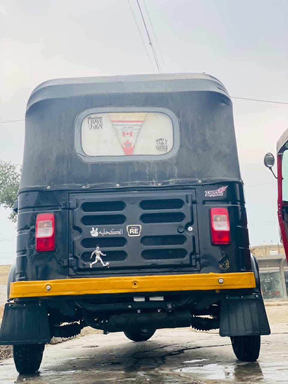 سلام وعليكم تكتك لبيع تكتك جديده اوراق مو رقمم هاي لسوده موديلل2018 تجي وشوف بعينك لبكان تاجي سبع لبورر هاذه رقمم ***********
