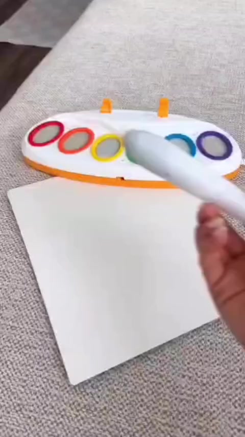 ماكنة تلوين مع فرشاة ضوئية سحرية 🪄💫
منتجاتنا 🎀 🩷HIGH QUALITY 🩷🎀
نساعدكم باختيار احلى الهدايا🎀🎀
ومتوفر تغليف هدايا 🎁 
للطلب والاستفسار دايركت مسج DM 💌💌
🎀 متوفر توصيل لجميع محافظات العراق👇🏻👇🏻
🫶🏻🫶🏻 الكمية محدودة اطلب الان 🫶🏻🫶🏻
#رسم #تلوين #ألعاب_أطفال #هدايا #znz_store6


**إذا كنت صاحب هذا الإعلان وتريد حذفه لأي سبب، رجاءا أرسل رسالة إلى الدعم الفني**