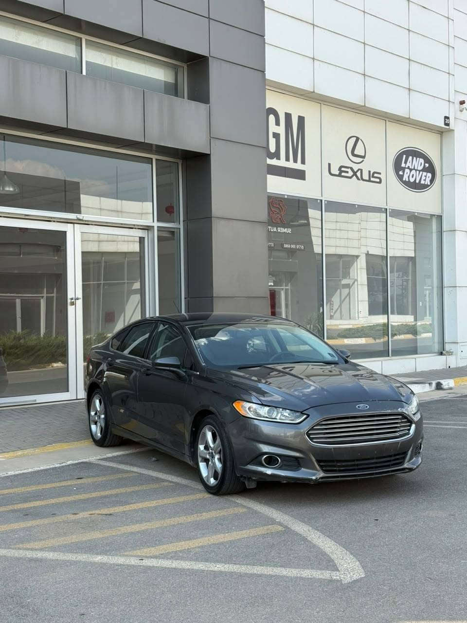 Ford fusion 2016 se
بە ناوی خوا
مواسەفات SE کۆدی دەرگا ،شاشە ،کامیرا ، سوکان ڤۆلیۆم ، ئاوینە هیتەر کوشن کارەبای 
سەنەوی تا 2028   تازەیە
بێ بۆیاخ پێش و پشت کەپس تانها دەرگای سەکنی گۆراوە بە بیلاد  ئیرباگی شانی تەقیوە 
*********** السليمانية, العراق
