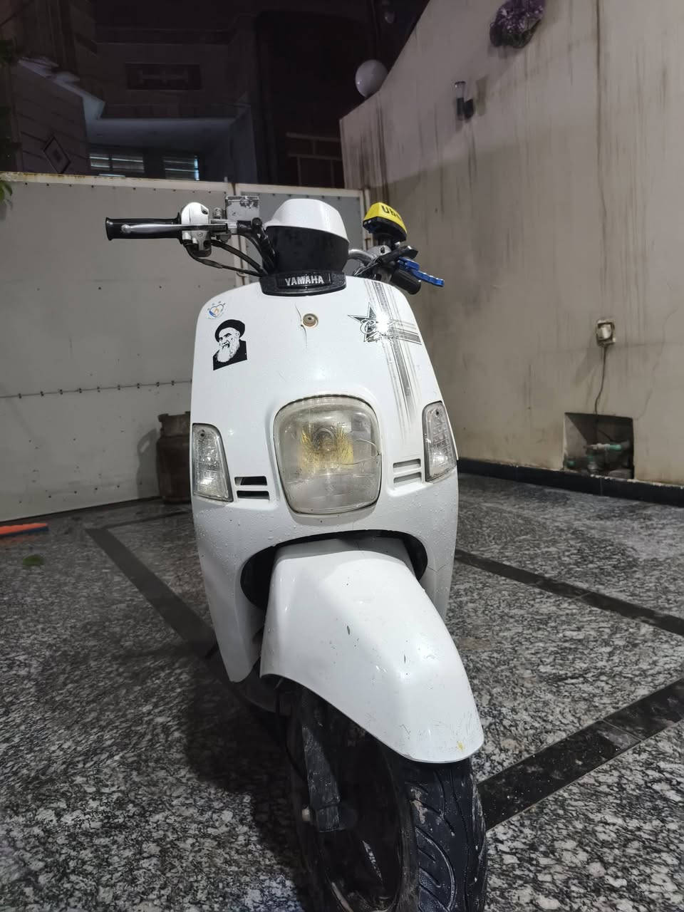 دراجه بوليس كابريتر للبيع دراجه جديده رمبه منفيس كدامك عليه صالنصه اف ام البلاديه موجوده بيه نواقص خفيفه جدا الدراجه دبلات بعدهن جدد البنزات جدد الدراجه تتفول بانزين محسن للمعلومه الدراجه جديده لاتكسر بسعره تايرات جدد الكلجات نضيفه الدراجه مداريه للتفاصيل خاص بس الشراي او تتصل *********** السعر 750 بيه مجال دراجه خير من الله
