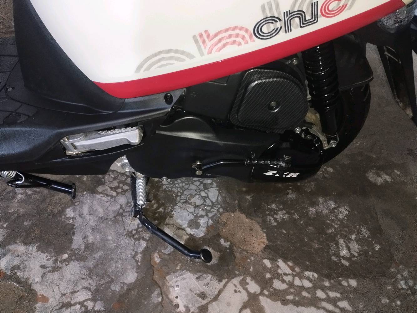 بوليسي اخت الجديد مكفوله فقط جامه العينه مكسوره كلشي شغال  مكان البصره الامن الداخلي