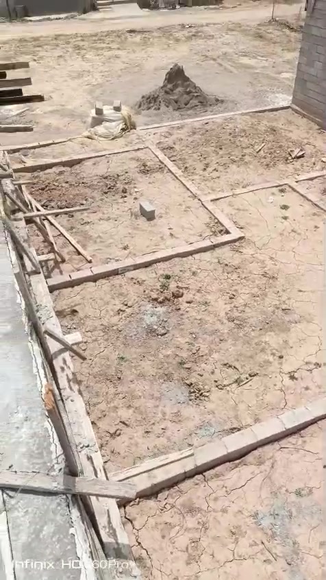 اسلام عليكم بتلو 200 م كامل صب او تفن او بلوعه هم كامله زراعي منطقه جديده مي كهرباء فول مفرك  عبور  المشروع الشارع اليروح عليه شارع محطه ابو حيدر رقم الهاتف *********** سعره 20 مليون او بيه مجال

