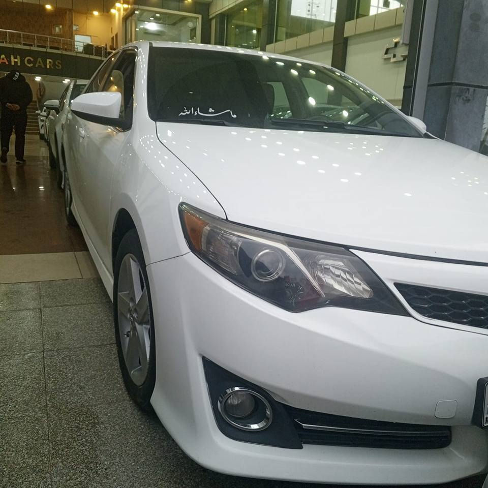 تويوتا كامري موديل 2014 سبورتي صبغ 2قطعة بولند باب وراء مال نفر و2تعديل *********** دهوك, العراق
