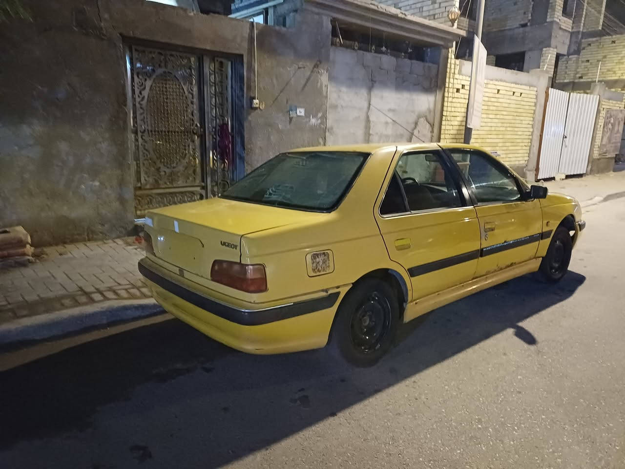 بيجو بارص 2011 رقم بصره صدامي سنويه ننتهيه ب 2016 سنويه كارتونيه هيئه غرامات ع المشتري محرك وكير مكفولات كهربائيات شغاله دواخل حلوه حداديه 60% السعر 16 
العنوان بصره ياسين خريبط للاستفسار *********** ***********
