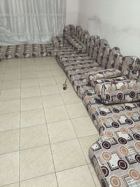 جلسة • للبيع • نظيفة