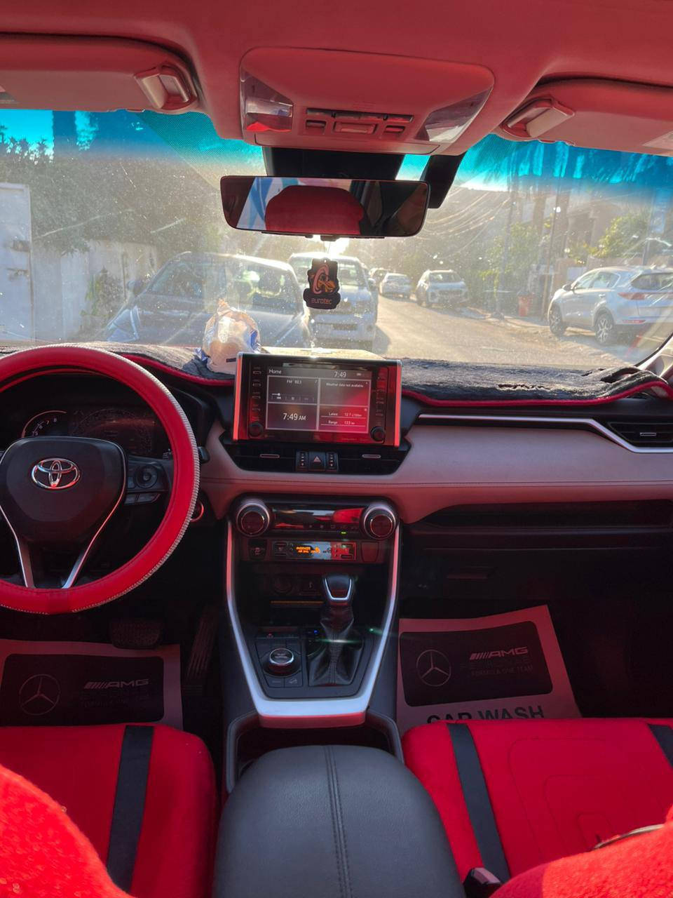 السلام عليكم
للبيع راف 4 موديل ٢٠٢١ Limited

رقم بغداد انكليزي بسمي تحويل ثاني يوم 

اللون حبري 

٥ مقاعد جلد 

كاميرا خلفية 

فتحة سقف 

صندوق كهرباء 

التحكم على المنحدرات 

كاميرا ٣٦٠ درجة 

مستشعر وقوف 

تدفئة مقاعد 

تبريد مقاعد 

مثبت سرعة 

شاشة 

مراقبة نقطة عمياء 

مقاعد كهربائية 

شاحن لاسلكي 

ذاكرة مقعد 

بصمات دخول ذكي 

فول مواصفات اللمتد

واردامريكي حادث قطعتين بدون دواخل وبدون أيرباك 

بيه بنيد وجامرلغ تبديل فقط 

مكان السياره بغداد/الصليخ/الجديد 

السعر235وبيه مجال بسيط لشراي 

هاتف ***********
