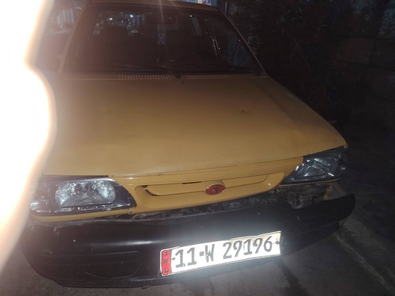 سلام عليكم
ساسبه مديل 2014
بس هاي ضربته بصيطه سياره حلوه تجي تكلب
وشوف سعر 25
بيه مجال
***********
