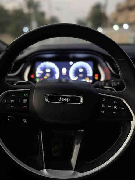 سلام وعليكم جيب موديل 2023 (5) راكب المرغوب فول ١/١ اعلى مواصفات بلاك توب تجي فتحه فور ويل داخل جلد ومخمل شاشه كبيره تدعم الكار بلي لد حاجب خليجي فول مواصفات ماشيه 18اخت الزيرو سياره جديده جدا مكينه وكير وصدر وتبريد على وضع الشركه برغي ممفتوح بيهة حادث سطحي بدون اي دواخل مكفوله ضربتهة مو قويه طخه بسيطه السعر 284💢وبيهة مجال جدا بسيط مكاني بغداد حي الاطباء رقم بغداد بسمي هزه وسنويه ورقم جديد للاستفسار ***********
