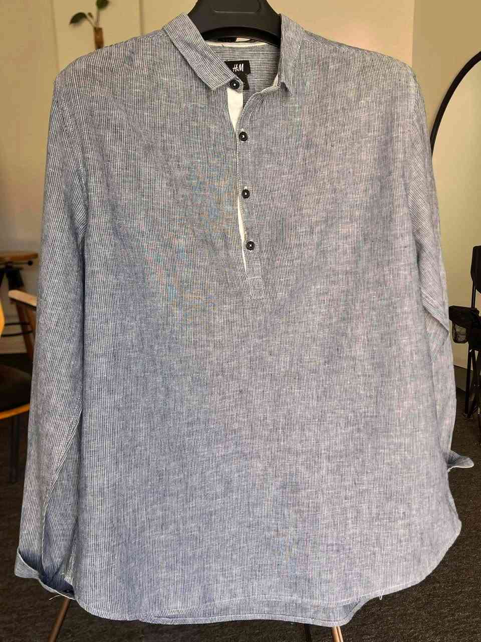 قميص لينن
ماركةH&M 
قياس ( L يلبس XL)
السعر 15 شامل اجور التوصيل
اضغط على الصفحة لمشاهدة بقية الموديلات


**إذا كنت صاحب هذا الإعلان وتريد حذفه لأي سبب، رجاءا أرسل رسالة إلى الدعم الفني**