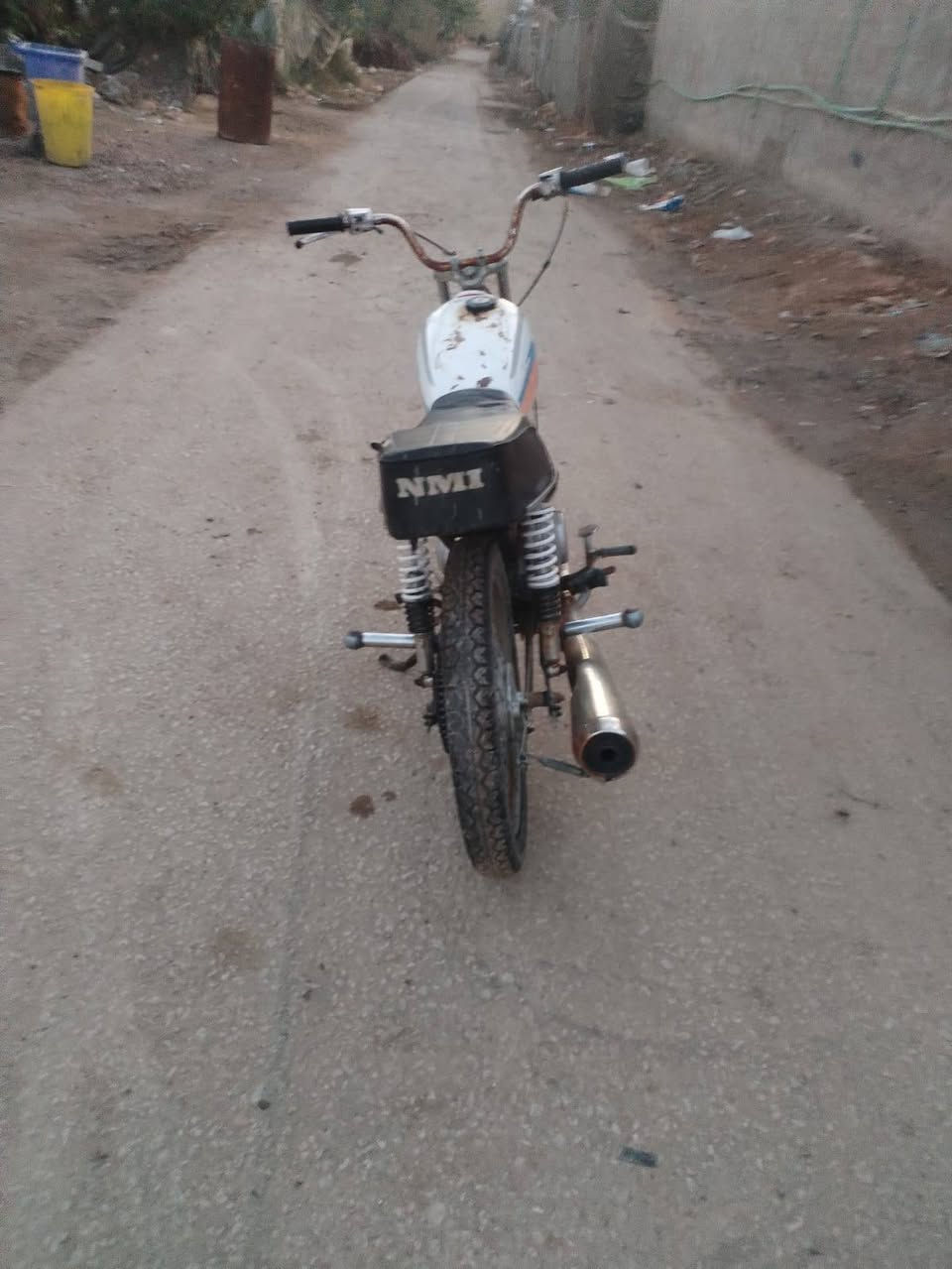 سلام عليكم دراجه اربعه كير كلك دراجه مكينه تخبل لا تبخير وله دخن وله تنضح دهن مكينه فول مفتوحه  وياله نضاق تايرات تانكي وكشن نضاف كلش مكينه ناعمه صالنصه ام صوت سعرهه 240 وبيهه مجال بسيط مكاني نجف كوفه عباسيه رقم بي وتساب ***********
