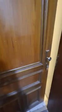 شقة طابق اول ديلوكسس .بيها ٣،سبالت .خط سحب .سخن .ماطور ماء خزان ماء،٢٠...