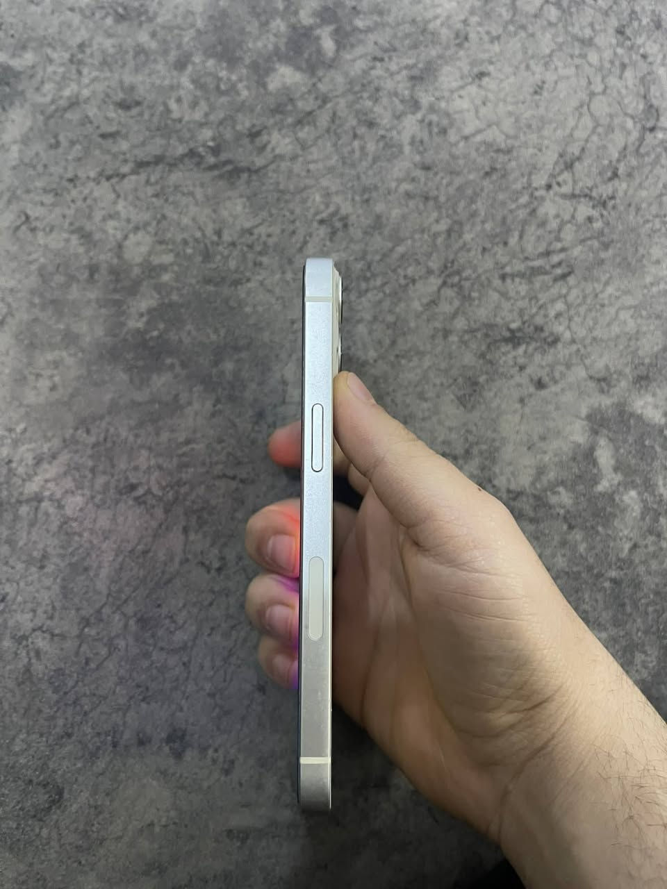 ايفون 13 عادي اللبيع أو مراوس

ذاكرة 128 بطاريه 70

جهاز نضيف شاصي نضيف ضهره نضيف بس بي هاي الضربه موضحه بصورة الباقي نضيف

كلشي مامبدل بي الجهاز وتر بروف

كلشي شغال فيس ايدي شغال وين ماتريد افحص

سعره 350 وبي مجال بسيط حك الجيه

هاذه رقمي كورك *********** أو خاص

مكاني بغداد ابو غريب
