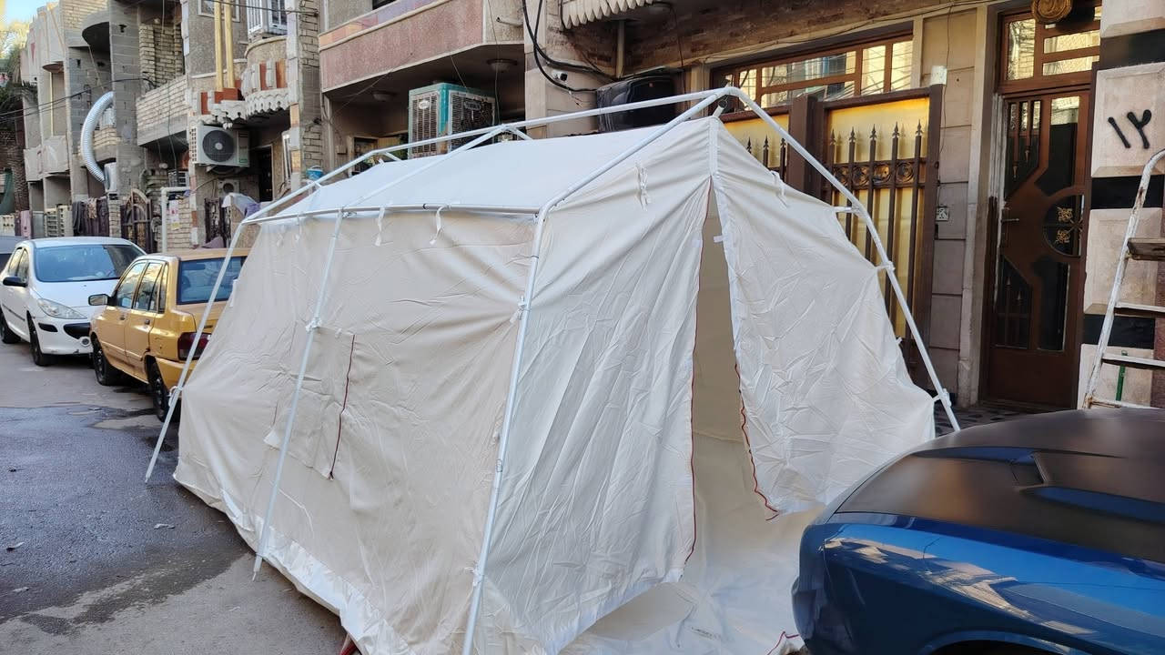 خيمة سفر 3 متر عرض طول 4 متر ونص مع جادر مطري إضافي جديدة زيرو هاي خيمة السعر 250 الف عنوان بغداد الشعب تواصل على الخاص


**إذا كنت صاحب هذا الإعلان وتريد حذفه لأي سبب، رجاءا أرسل رسالة إلى الدعم الفني**