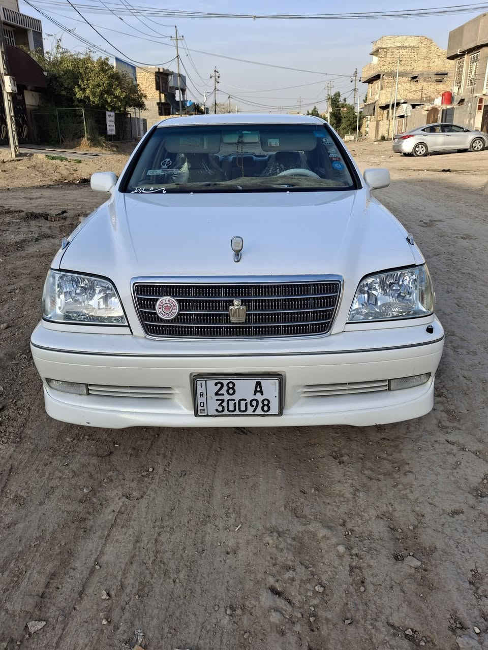 سلام عليكم ملكه مديل ٢٠٠٠ للبيع السياره جاهزه من كلشي حداديه مكينه كير كله لوك جديد تبريد تدفئه مكينه vvt دكمتين  كله شغال السياره جاهزه عل اخر حبايه رقم نجف  مداور ثاني يوم مكاني بابل *********** سعر السياره بلاش ب ١٣٠ قفل السياره بيه قطعتين صبغ فقط والباقي كله كفاله يدون ضربه
