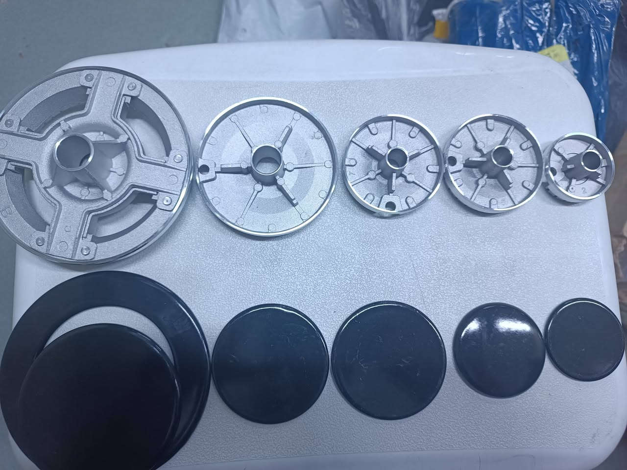 شباب قطع غيار طباخ موشحات بالصور 
السعر 30


**إذا كنت صاحب هذا الإعلان وتريد حذفه لأي سبب، رجاءا أرسل رسالة إلى الدعم الفني**