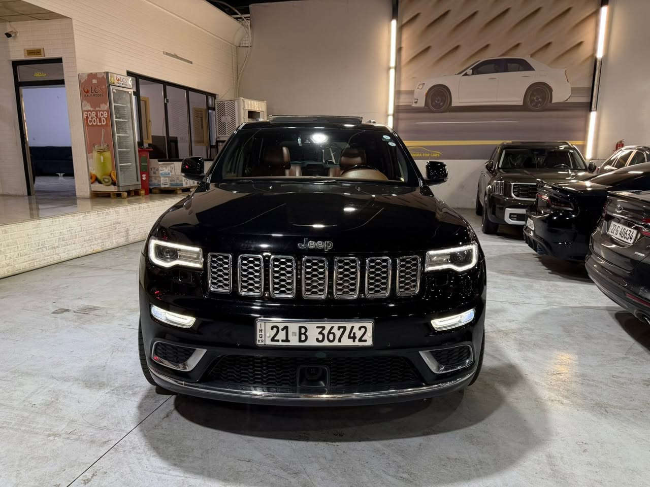 السلام عليكم البيع و مراوس حسب قناعة 

جيب سومت 2020 ( خليج )
فول فول مواصفات
شركة هارلم
البيع و مراوس
كفالة عامة
الموديل2020 . (خليج) .
المحرك :V8. 5.7 L .
العداد 59 كليو متر
موصفات:
رباعي 4x4
نظام تعليق هوائي (جكات).
قيادة ذاتية عند المنعطفات.
رادار امامي مع مانع تصادم .
نظام الرؤية الليلية.ناضور ليلي تحذير الخروج عن المسار .
مستشعر نوم السائق مع نظام التوقف الآلي تحذير النقطة عمياء ٥ .
لظام تحذير عند التقاطعات.
نظام تحذير عند تجاوز السرعة المحددة.
نظام عرض المعلومات على الزجاج الامامي (HEAD UP
DISPLAY)
نظام تقليل الضجيح داخل المقصورة.
إنارة محيطية.
شاحن موبايل وايرلس.
تعديل وضعيات مقود السائق كهربائيا.
مرايا تعتيم ذاتي.
المرايا الجانبية قابلة للطي كهربائيا
مرايا الجانبية فاد
ظام الصوت من ماكنتوش مع 19 سماعة.
ويل قياس 21 انج .
* سقف بانمداما

سقف بانوراما .

شاشه كبيرة 10.1 انج .

شاشة للراكب الأمامي .

نظام الخرائط (GPS) .

عرض خرائط الطريق على لوحة القيادة.

لوحة القيادة بقياس 12 أنج.

5 كاميرات خارجية مع بخاخات ماء للتنظيف.

كاميرا للمرأة الداخلية.

تصوير حراري ليلي .

المصابيح الأمامية زنون .

كشافات الضباب زنون .

دخول ذكي.

بصمة على 5 ابواب للدخول الذكي.

نشغيل عن بعد .

الصندوق الخلفي كهربائي .

فتح الصندوق الخلفي مع حركة القدم.

أقل

دوسات جانبية

فرش المقصورة الداخلية من الجلد الطبيعي الفاخر.

اضافات من الخشب الطبيعي للمقصورة الداخلية.

ذاكرة لحفظ وضعيات الجلوس للمقاعد الأمامية

مساج للمقاعد الامامية .

المقاعد الأمامية كهربائية .

المقاعد الأمامية تبريد وتدفئة .

المقاعد الخلفية تدفئة وتبريد .

ستائر للشبابيك الخلفية.

انارة داخلية LED متعددة الالوان .

حساسات امامية وخلفية .

5 راكب .

مكيف خلفي مع وحدة تحكم منفصلة .

تدفئة مقود القيادة.

مانع تصادم خلفي .

بلوتوث تلفون .

بلوتوث تلفون .
محدد سرعة .
نظام التشغيل والاطفاء الاوتوماتيكي
5 راكب .
مكيف خلفي مع وحدة تحكم منفصلة .
تدفئة مقود القيادة.
مانع تصادم خلفي .
بلوتوث تلفون .
محدد سرعة .
نظام التشغيل والاطفاء الاوتوماتيكي .
نظام بريك اوتماتيكي
بعد هواي موصفات اعلى فئه 1/1
السعر انشالله مناسب278 $ بيها مجال
*********** واتساب
*********** واتساب
عنوان اربيل معرض نجوم البصرة
