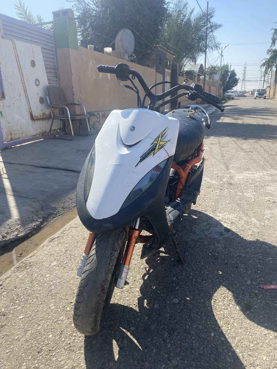 سلام عليكم للبيع مكينه 55شلعه معدل مكينه خرسه ع الفحص سعر 275.     .  (***********)
