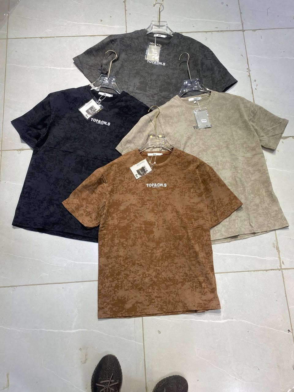 بدي صيني ماستر 

قياس XL --5X 
القطعه ب8 آلاف


**إذا كنت صاحب هذا الإعلان وتريد حذفه لأي سبب، رجاءا أرسل رسالة إلى الدعم الفني**