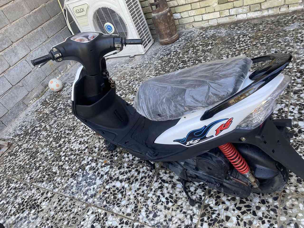 ماكس عدلة 2006 عليهة ادامة كاملة كلشي شغال بيهة نقص بس سلف شلعة ومعدل بالشرط السعر 650وبيهة مجال عنوان حولي 100


**إذا كنت صاحب هذا الإعلان وتريد حذفه لأي سبب، رجاءا أرسل رسالة إلى الدعم الفني**