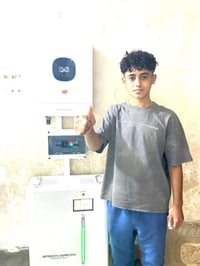 منظومة طاقة شمسية • بطارية 8KW • ألواح LONGi