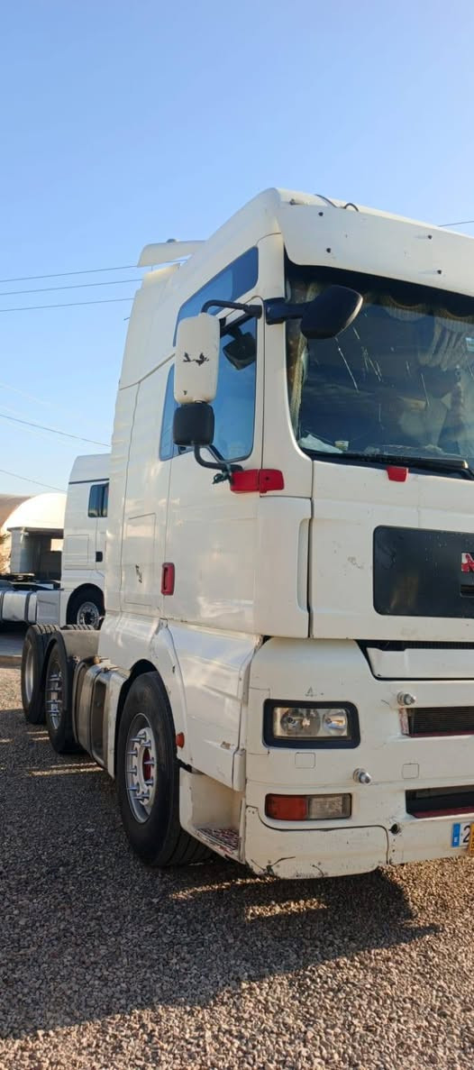 سلام عليكم من رخصت لادمن مان للبيع مان سنگل امامي رقم بصرة مشروع وطني المكينة شوي تبخير بيهة  
السعر 115 وبيها مجال
رقم الهاتف ***********
