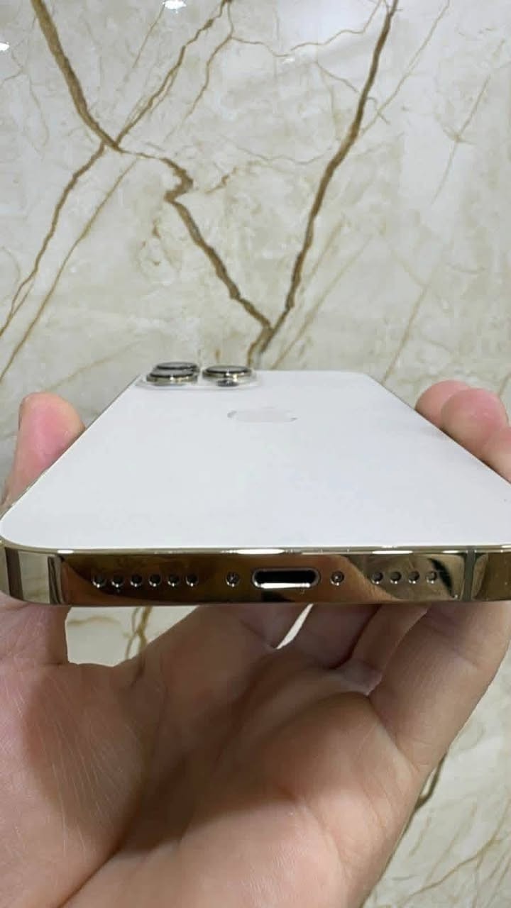 ايفون 13برو فقط ذاكره 512بطاريه 73بلاديه جهاز كلش نضيف وتر بروڤ ما مفتوح نهائياً السعر 560قفل عنواني بغداد المنصور ***********واتساب وخط
