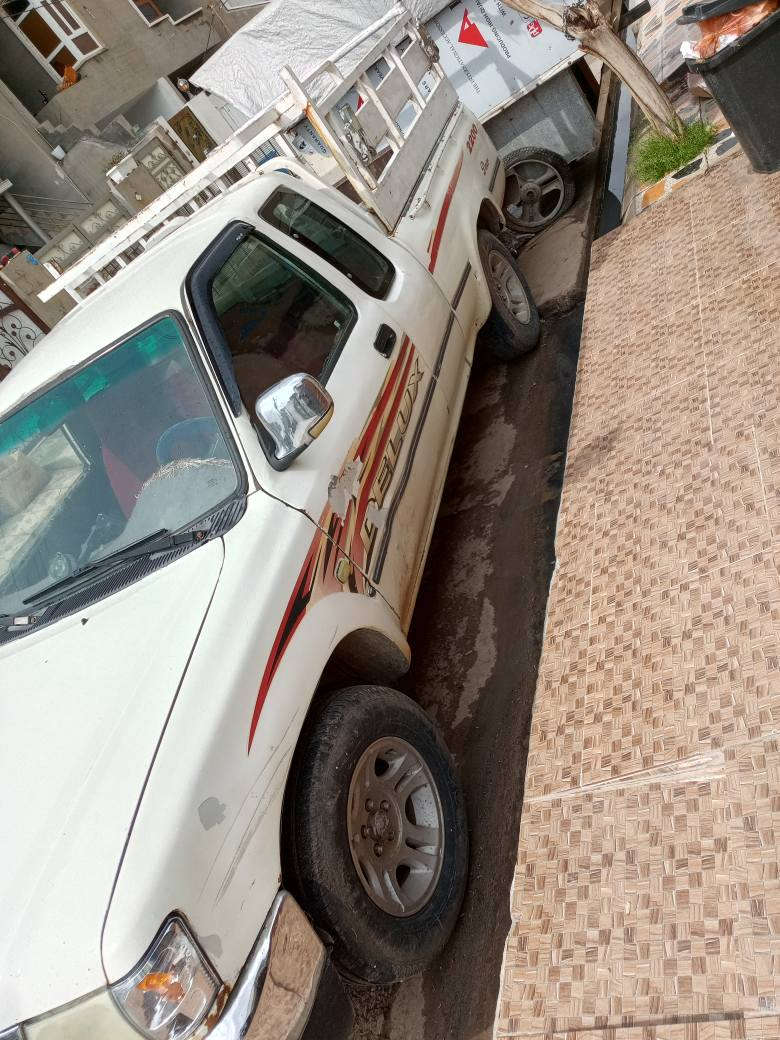 بۆ فرۆشتن مۆدیل 2010مە کینە بە خ سە نە وی بە سە ر چووە بە شە رتی وە کالە و بە ناو کردن سبوغ عامە  گێڕو مە کینە بە شە رت تندو تۆلە نرخی 48وە رە قە و مجال ناونیشان هە ولێر بنسڵاوە ژ ،م*********** أربيل, العراق
