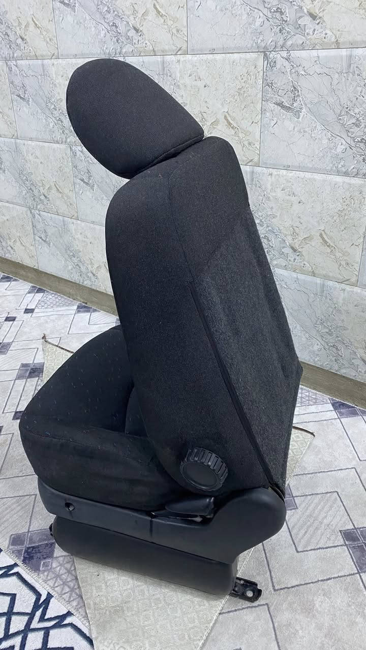 سلام عليكم للبيع كشن ستاركس يرهم جميع سيارات يم باب السلايت سعر الكشن100الف مكاني بلديات
***********
