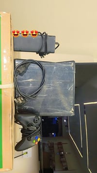 اكس بوكس 360  كامل كل ملحقاتة جديد العاب بي 35  الستفتار 07708878384