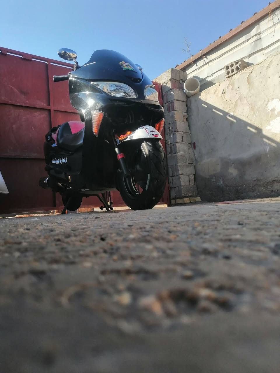 السلام عليكم ورده للبيع 0 9 سعر خاص رقم الهاتف ***********
