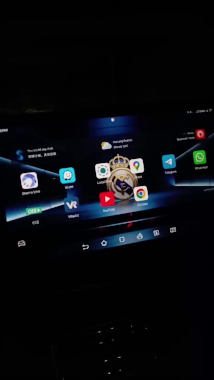 السلام عليكم متوفر تنزيل تطبيقات شاشه بي واي دي واتساب يوتيوب ويز كيبورد عربي سناب تيوب موسيقى تحميل اغاني  ب الشاشه متوفر واتساب *********** في البصره فقط
