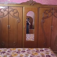 غرفه نوم • نضيفه • للبيع