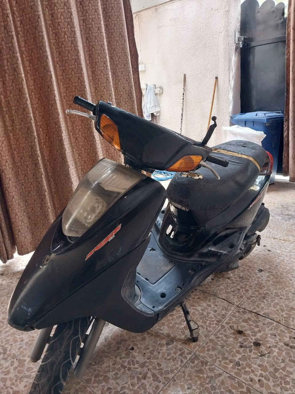 دراجه ابريز ابيع كوم حديد مكاني حريه السعر ١٨٠ رقمي ***********
